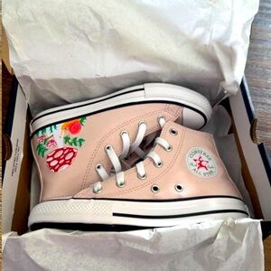 Converse Chuck Taylor All Star Hi Mushroom Garden Sneaker - Blush Hush size 1Y
